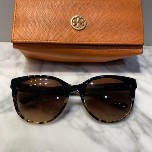 Tory Burch Accessories - Tory Burch sunglasses